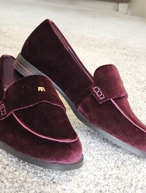 Women's Velvet Penny Loafers in Burgundy